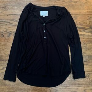 Amour Vert Black Long Sleeve Henley Top M EUC